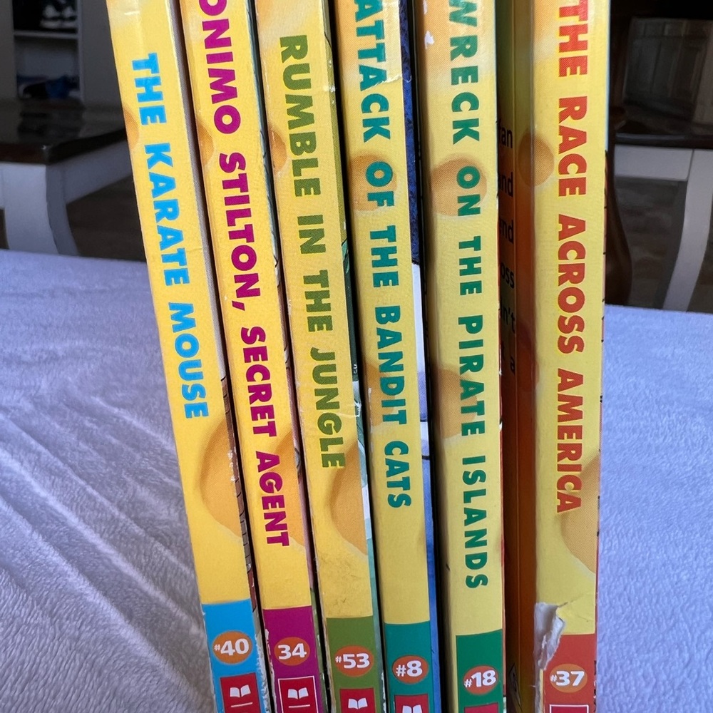 6 book set. Geronimo Stilton series.
